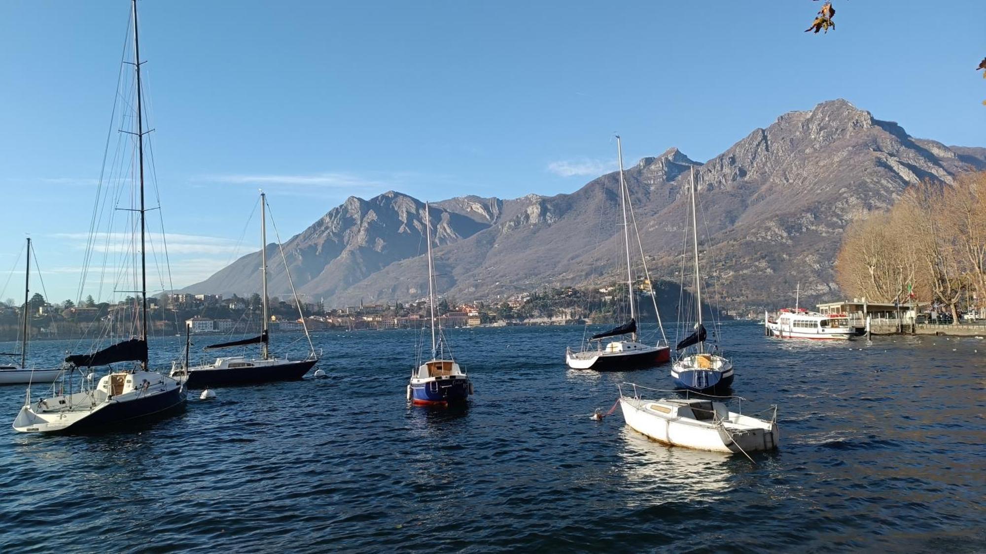 A Pochi Passi Dal Lago Vista Vicolo Lecco Exterior photo