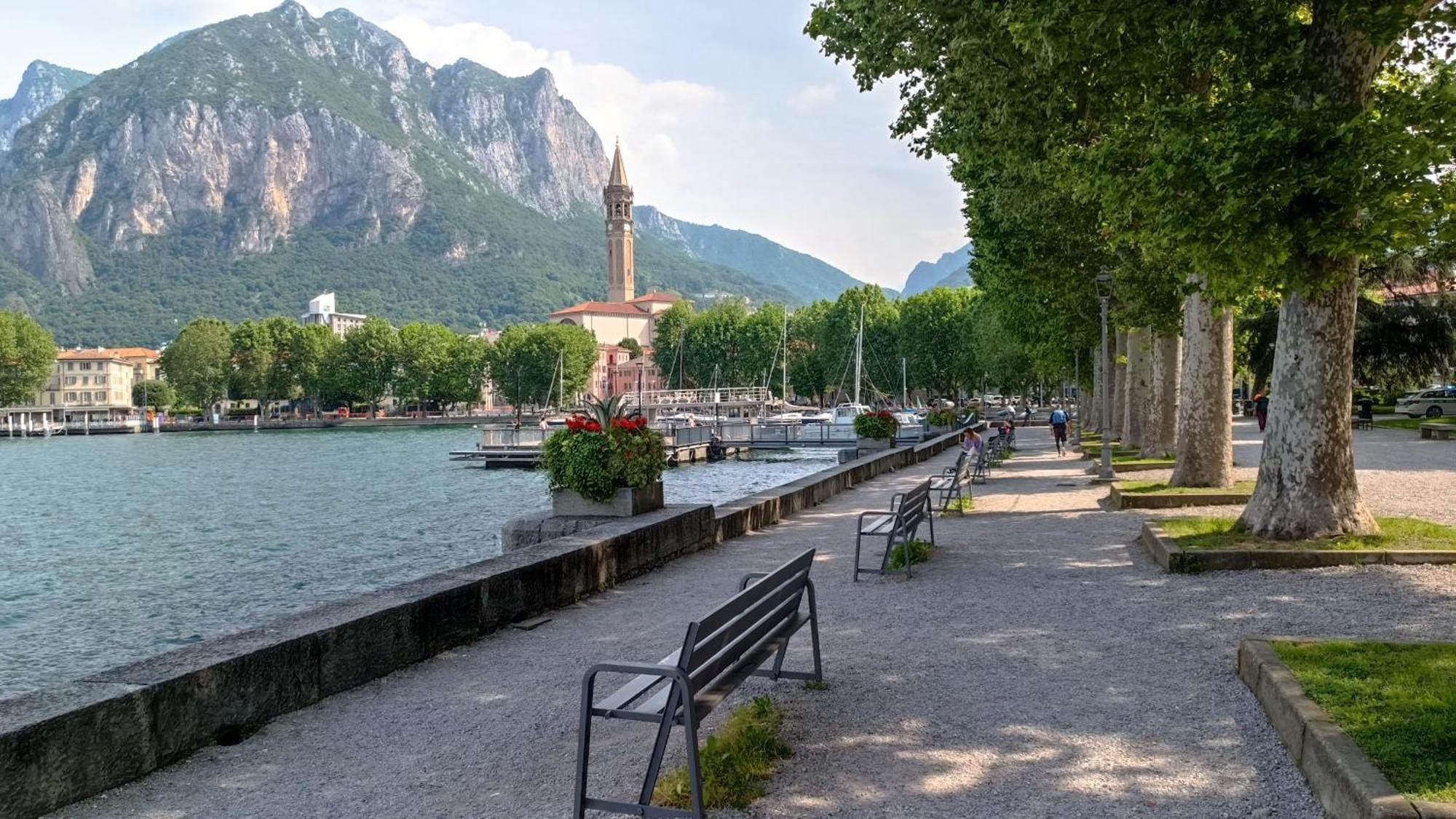 A Pochi Passi Dal Lago Vista Vicolo Lecco Exterior photo